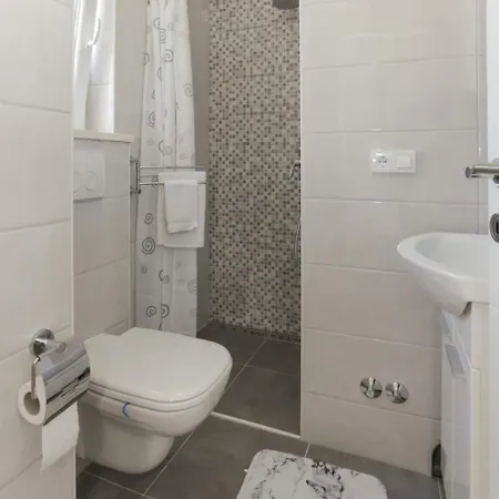 House Ivica * Vinišće